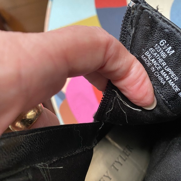 Jeffrey Taylor Black Ankle Booties - Picture 3 of 5